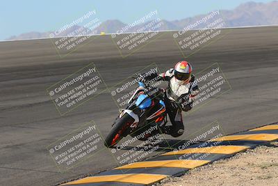 media/Nov-06-2023-Moto Forza (Mon) [[ce023d0744]]/3-Intermediate Group/Session 2 (Bowl)/